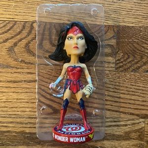 DC Wonder Woman Bobblehead in original box